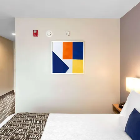Microtel Inn & Suites By Wyndham Farmington Exterior photo